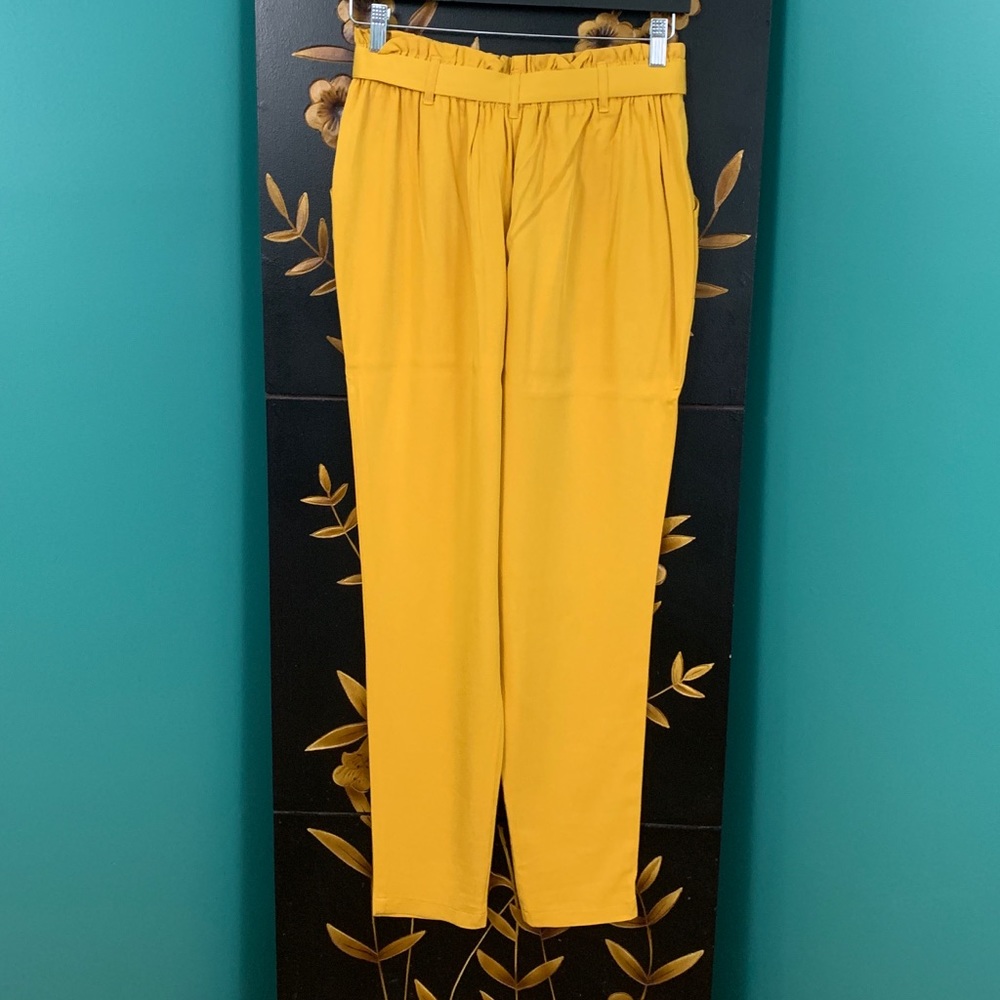 🥂Host Pick! NWOT Yellow Classic Tie Waist Pants M - Picture 3 of 6